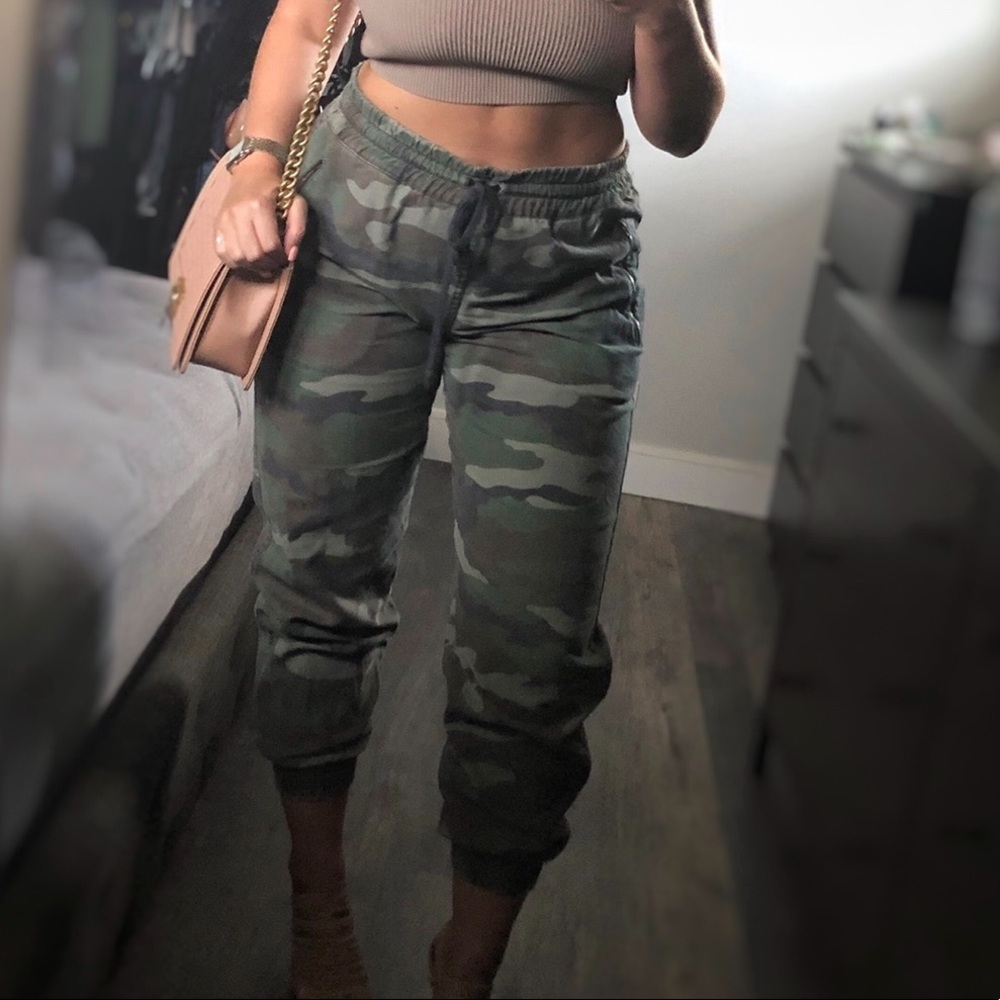 TNA Camo Jogger